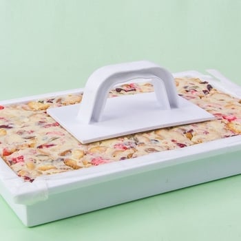 Set alata za fondant s kalupom snježne pahulje i pločom za ravnanje – Marka: Unique; Uvoz: Ne; Neto sadržaj: Drugo; Veličina: Drugo