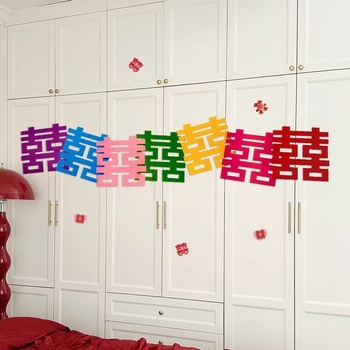 Dekorativni rekviziti za svadbeni prostor – simbol Dvostruke sreće, papirni materijal s trakama; prikladno za svadbenu ceremoniju; broj proizvoda: Dopamine Happy Character Pull Flower