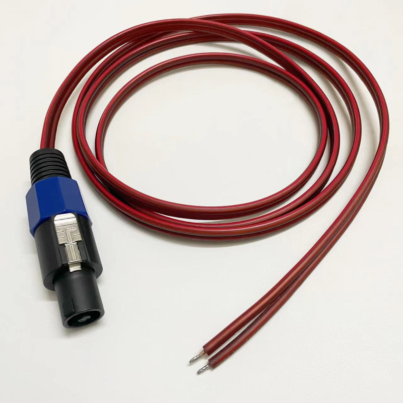 Kábel pre reproduktory s čistými meďnými vodičmi, 2 banánové konektory na Speakon samca, elastický PVC plášť