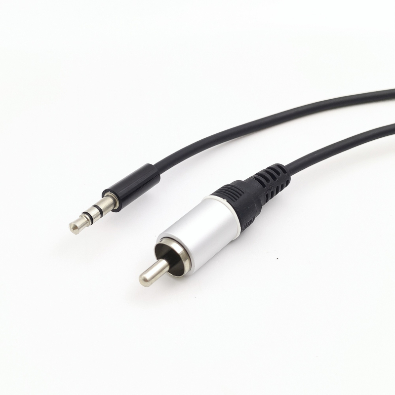 3,5 mm na RCA audio kabel, niklani konektori, bakreno jezgro s folijskim oklopom, ROHS potvrda, model CABLE05US-2M