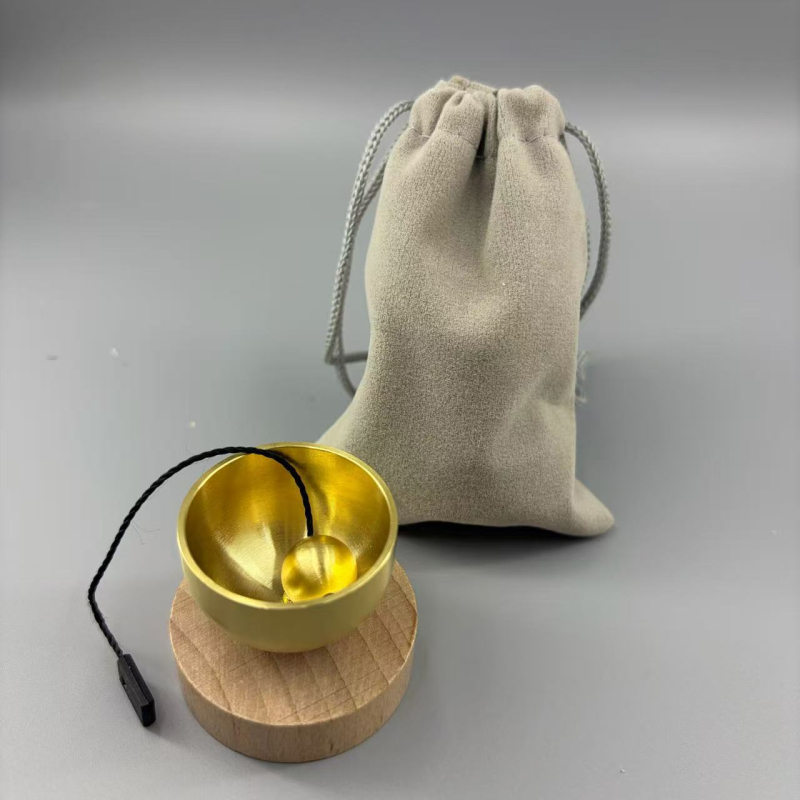 Bakarni zvončić za vjetar – polirani završetak, minimalistički stil; Dongsen Textile