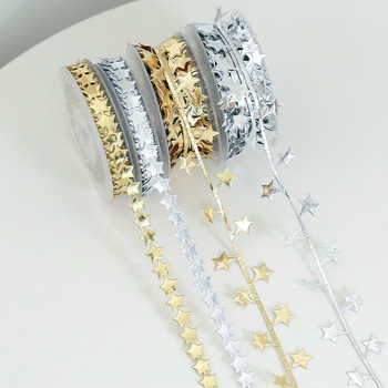 Poliészter ajándék szalag ultrahangos domborítással, karácsonyfa és ötágú csillag díszítéssel