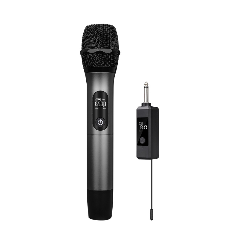 Meieark E104 Bežični mikrofon s potpuno metalnim U‑oblikom kućištem, sustav 1→2 za KTV i kućnu upotrebu; ugrađena baterija 1000–1200 mAh; trajanje 3–6 h