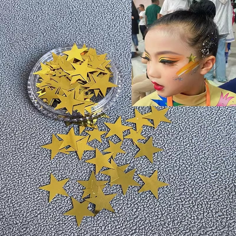 Színpadi sminkhez dekoratív arctapasz ötágú csillaggal és strasszokkal | Kategória: Egyéb smink/szépségápolási eszközök; Márka: Egyéb; Import: Nem; Eredet: Egyéb