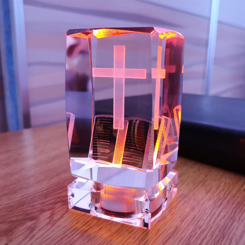 Κρυστάλλινο σταυρό για σπίτι και αυτοκίνητο — επιτραπέζιο διακοσμητικό, απλό στυλ; Υλικό: κρύσταλλο; Λειτουργία: διακόσμηση