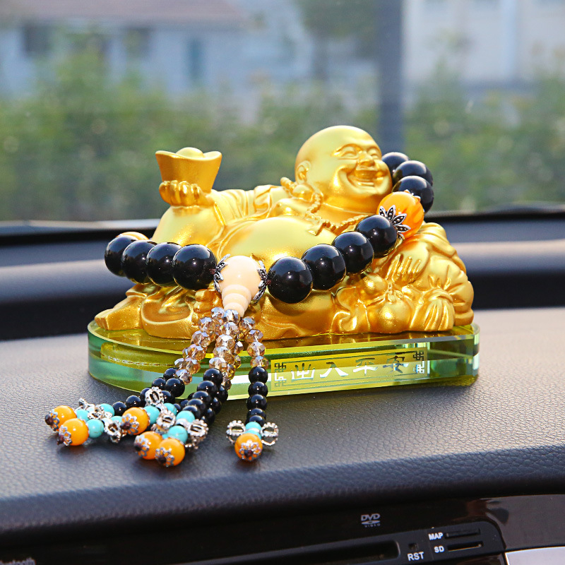 Suport auto parfum cu statuetă Buddha, din rășină, montaj pe scaun, decor aromaterapie cu note florale, greutate netă 650 g