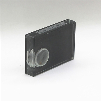 Kitang Crystal κάτοχος αρωμάτων αυτοκινήτου με κυβοειδή γυάλινη βάση – μοντέρνο στυλ, παραμετροποίηση επεξεργασίας