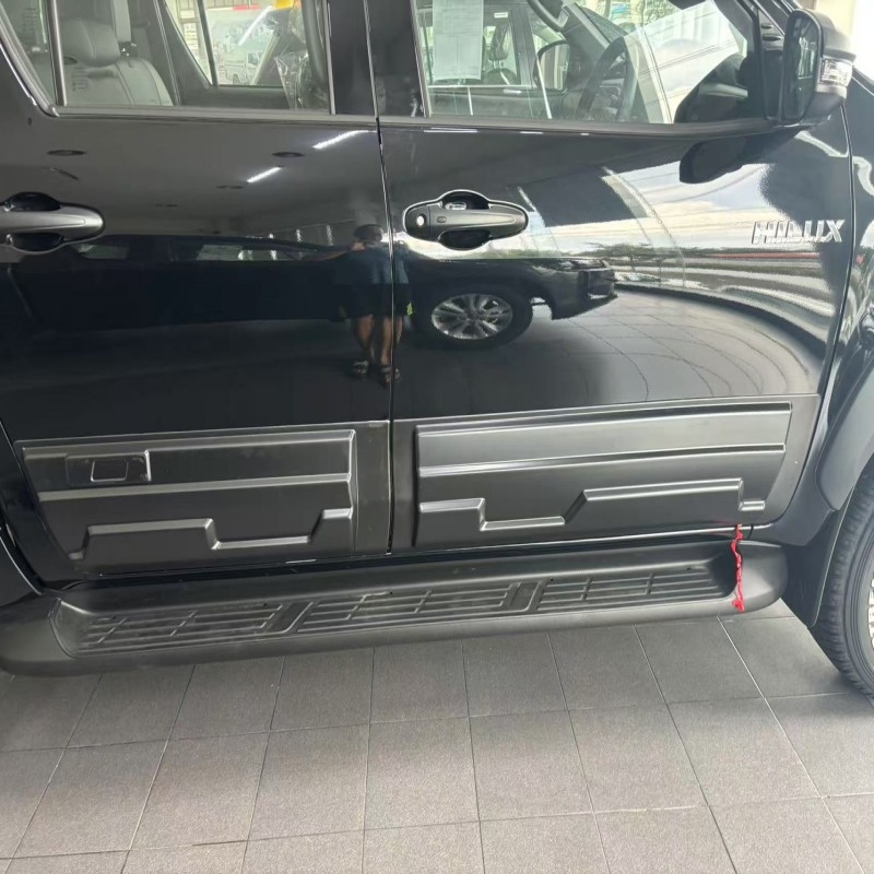Hilux Revo 2024 Zaštita rubova vrata s 3D naljepnicom za tijelo, montaža ljepilom