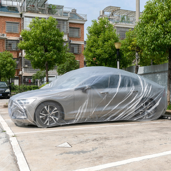 Jednokratna univerzalna zaštita za auto od PE folije, prozirna, debela, otporna na kišu i prašinu