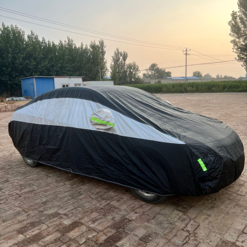 Univerzalna autocover za sve sezone, debela, zaštita od sunca i kiše, toplinska izolacija, potpuno prekrivanje