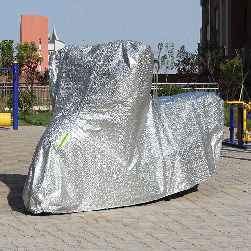 Mind az évszakokra szóló univerzális motorkerékpár-takaró – vízálló, szélálló, UV-védelem; anyag: alumínium-fólia; alkalmas motorkerékpárokhoz, elektromos kerékpárokhoz és kerékpárokhoz; márka: Yufeng