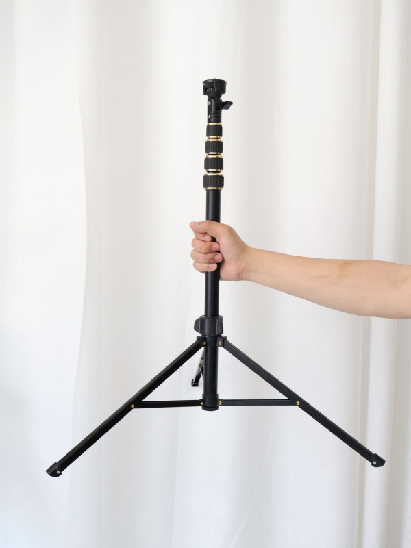 Tripod metal pentru transmisie live, 5 secțiuni, înălțime 200 cm, sarcină 3 kg, diametre 25/22/19/16/14 mm