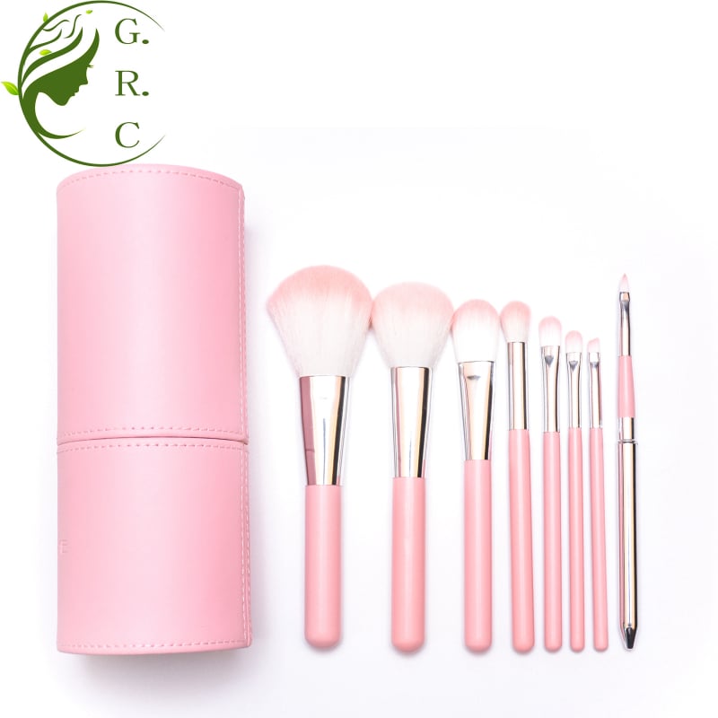 8 darabos sminkecset-készlet, szintetikus sörtékkel, fa nyéllel, PU vödrös csomagolás, márka G.R.C./Grace