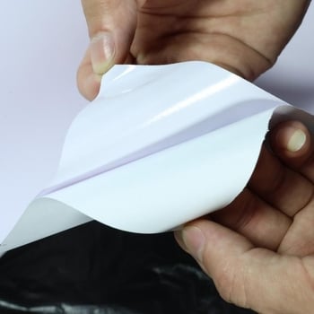 Eco-Solvent PVC autótest matricák külső használatra – buszok és metróállomások számára, öntapadó típus