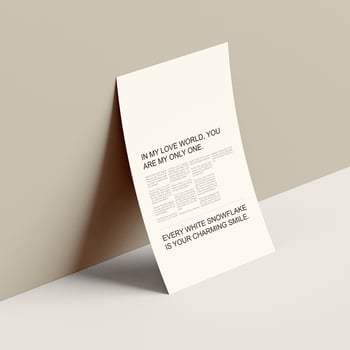 Termékfotózáshoz rekvizít: kézben tartható kártya-modell, háttér a magazinborítókhoz