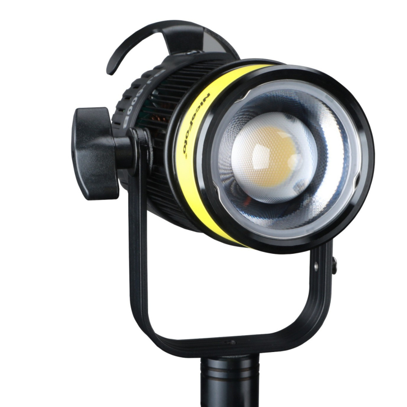 BJ-600B profesionalno LED svjetlo za fotografiju za snimanje filma/TV i live streaming, 30W, 5600K, kut zračenja 120°, AC 90–240V