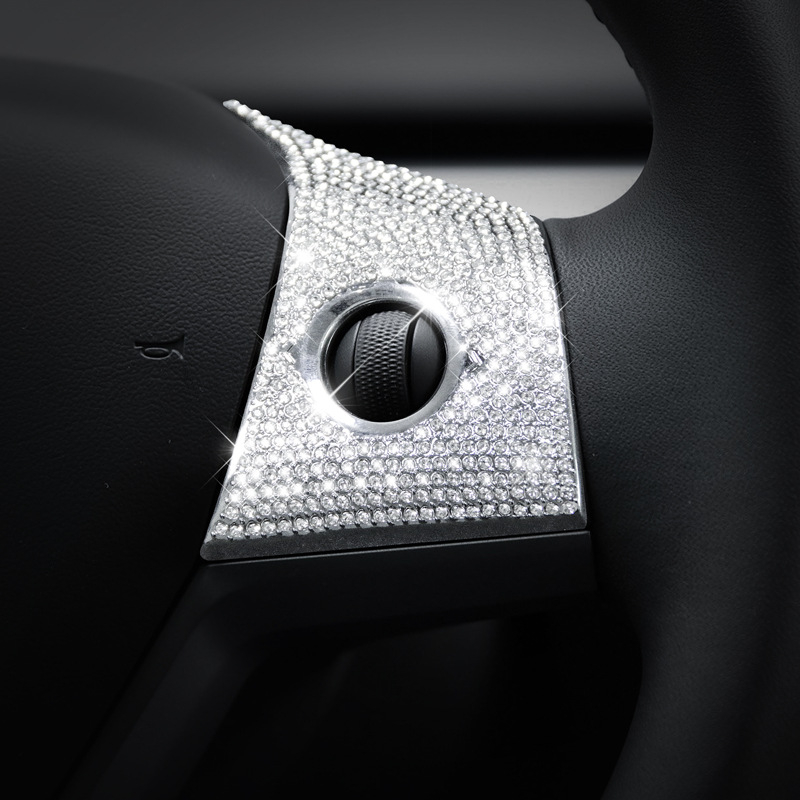 Unutarnje dekorativne naljepnice za Tesla Model 3 i Model Y — marka Yarisland, materijal: naljepnice, ukrašavanje logotipa dijamantima