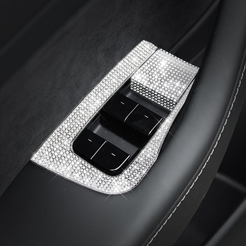 Unutarnje dekorativne naljepnice za Tesla Model 3 i Model Y — marka Yarisland, materijal: naljepnice, ukrašavanje logotipa dijamantima