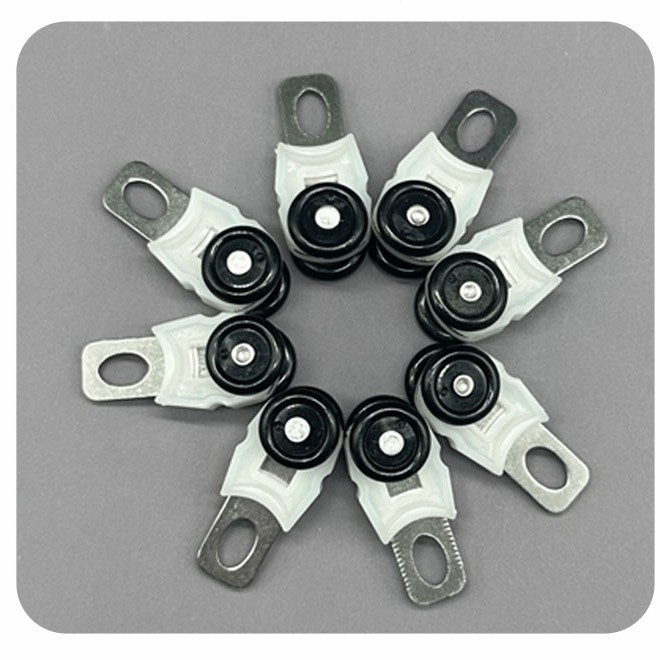 Комплект ролки за завеси по релса — пластмаса и неръждаема стомана, персонализируем, модерен минималистичен стил