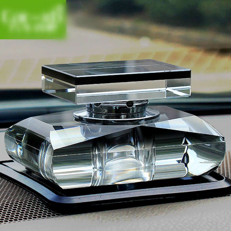 Δοχείο Αρώματος Αυτοκινήτου με Κρυστάλλινο Μπουκάλι — Διακόσμητικό Εσωτερικού Αυτοκινήτου Υψηλής Ποιότητας