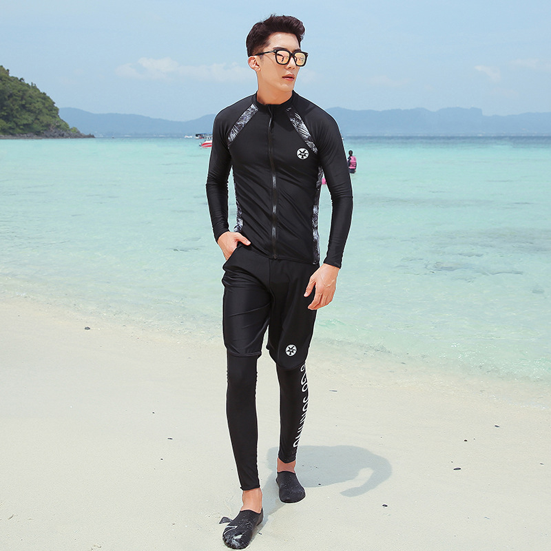 Női hosszú ujjú búvárruha snorkelhez, poliészter anyag 70%, bélés poliészter 70%, súlya 160 g