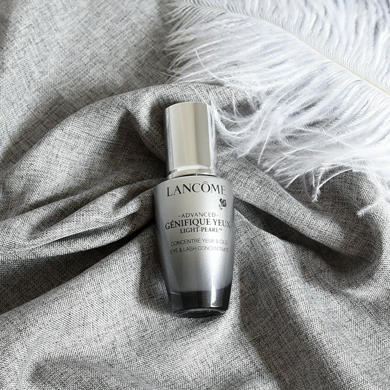 Fundal pentru fotografie de produs – amestec in și bumbac cu textură slub, Extraordinary Photo, pentru cosmetice, îmbrăcăminte, încălțăminte și genți