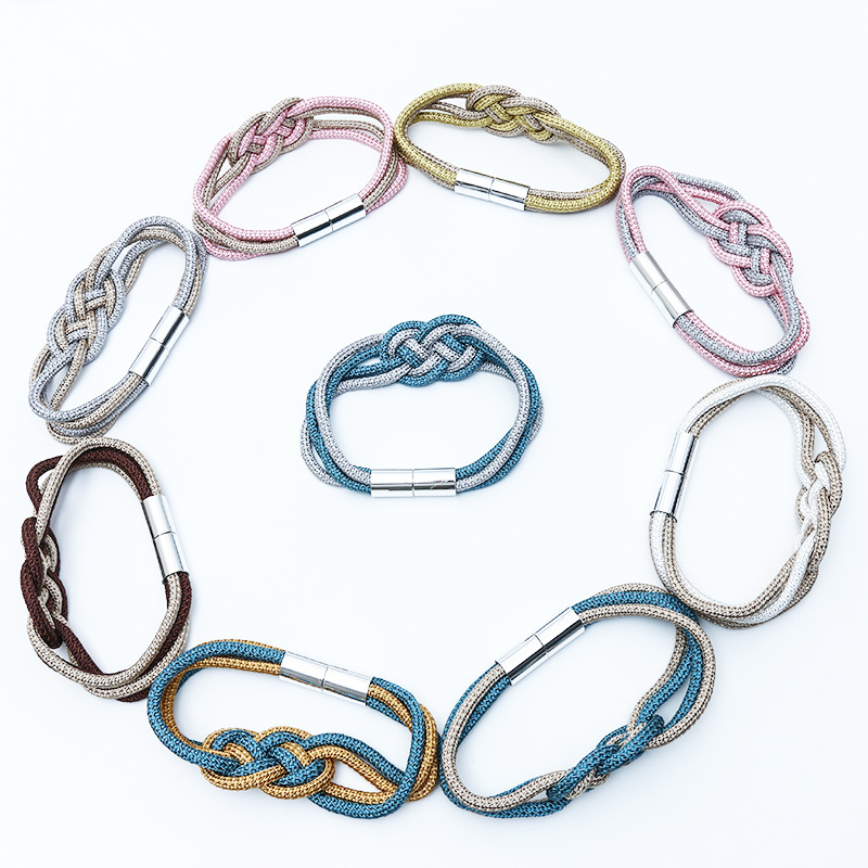 Függönykiegészítők – mágneses csat, modell ck-5, anyag: műanyag + poliészter, alkalmas a függönyök felakasztásához, stílus: modern minimalizmus