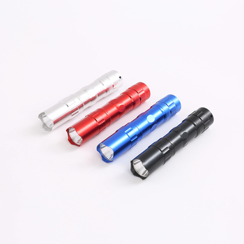 LED svjetiljka, mini prijenosna za vanjsku upotrebu, aluminijska legura, 3W, 5 suhim baterijama, LED + žarulja, domet 100–200 m