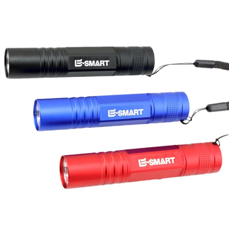 Prijenosna LED svjetiljka od aluminijske legure, 1W, napajanje baterijom (baterija nije uključena), domet 100–200 m