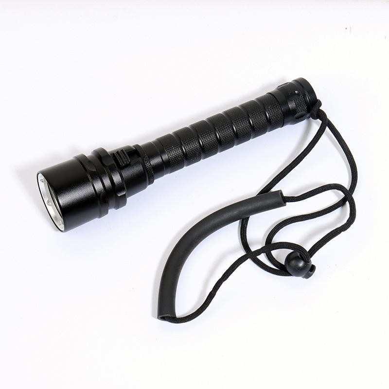 LieWolf potapljačka LED svjetiljka, 3 LED, tijelo od aluminijske legure, 20W, domet 200–500 m