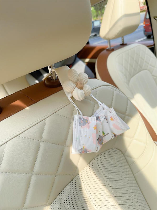 Kuka za stražnju sjedalu automobila – višenamjenski kuk u stilu crtića, Marka Shuai Hao, Materijal ABS, Model LJ-2023613-11, Bez prilagodbi