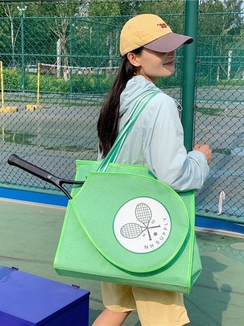 Geantă de umăr pentru rachetă de tenis - Unisex, Design proaspăt anime, Material Oxford, Capacitate sub 20 L, Încape laptop de 8 inci