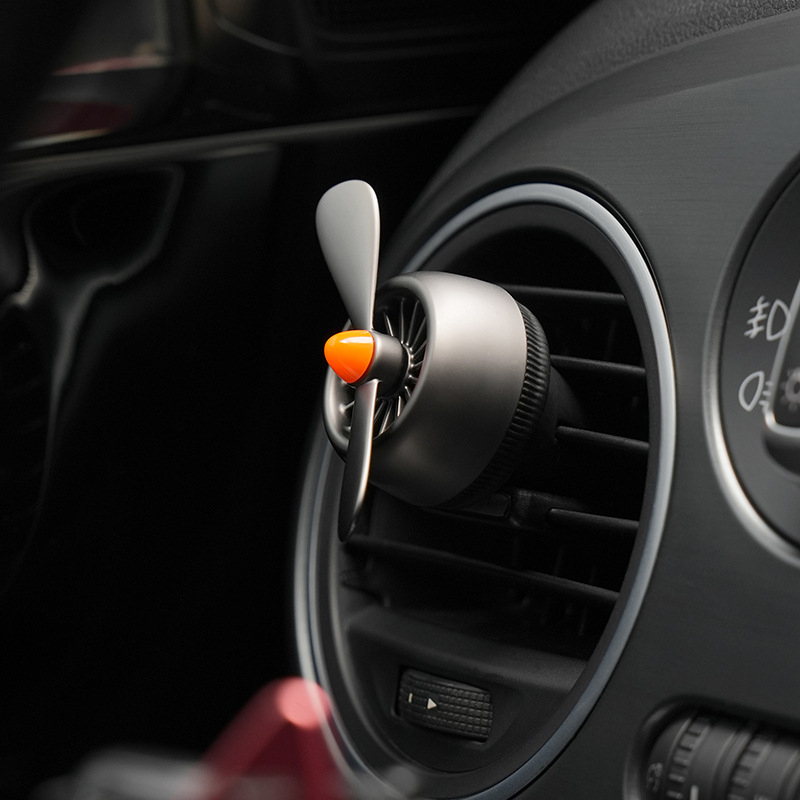 Automobilski parfem za usisnike zraka - držač od cinkovog legura, 5–10 ml, 31–60 dana isparavanja, osvježavajući miris