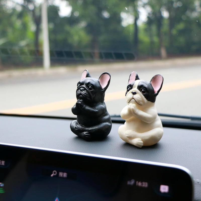 Statuetă din rășină: câine meditativ, decor pentru casă, birou sau mașină, stil desen animat