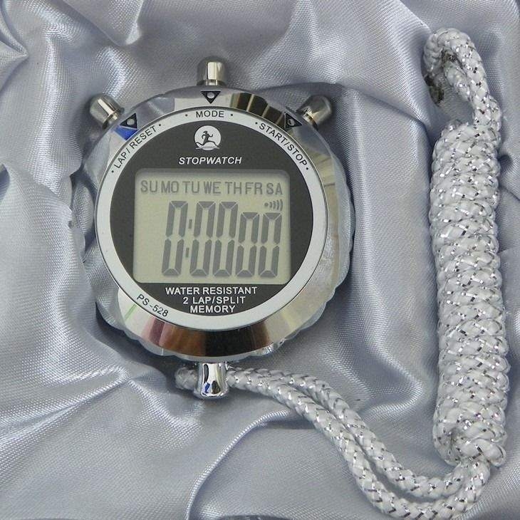 Digitalni dvokanačni štoper za sport, fitness, trčanje i trening