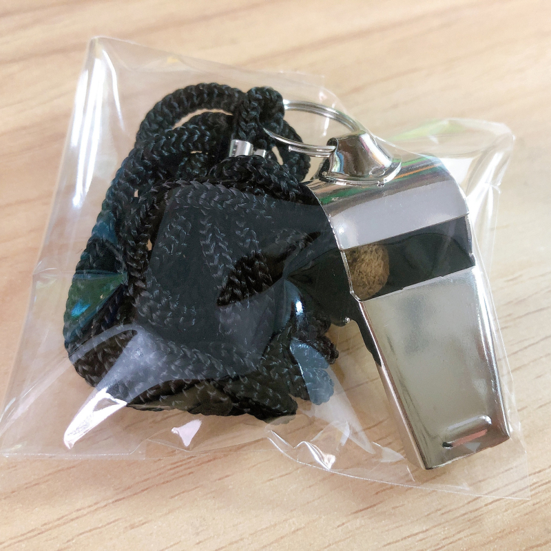 Piskaljka od nehrđajućeg čelika s užetom, sudijska i trenerska piskaljka, otisnuto logo