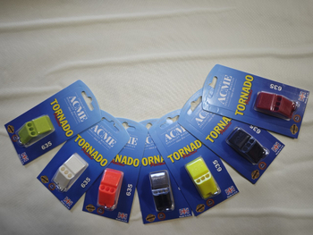 Sportska zviždaljka za trening košarke, nogometa i odbojke — profesionalna zviždaljka sudaca s visokotonim tonom spašavanja (ABS • prilagodljiva • Tisak loga moguć • 240 kom.)