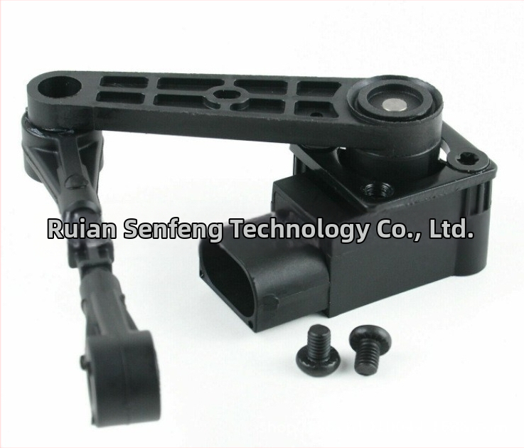 Výškový senzor pre Land Rover LR020155, LR020157, LR020159, LR020161 – senzor výšky odpruženia, rozsah merania 90, presnosť 0,1, hmotnosť 470 g, 3‑pínové rozhranie