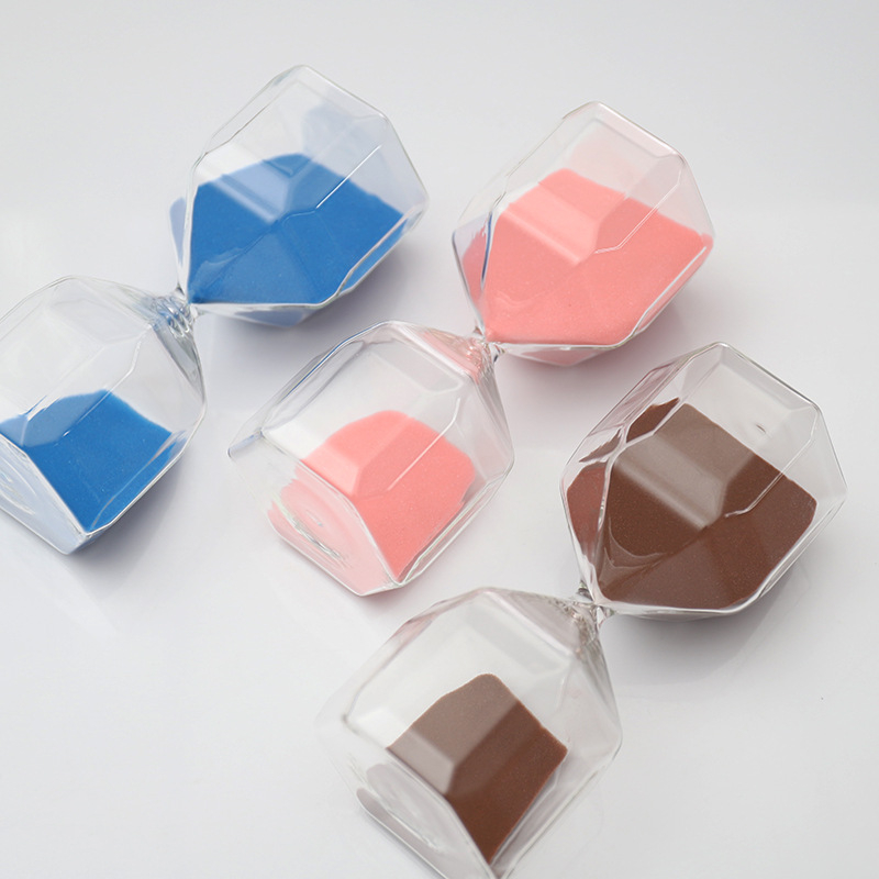 Pješčani sat s pijeskom 15 minuta, staklo visoke borosilikatnosti, puhanje, modern minimalistički stil, ručno izrađeni ukrasni privjesak