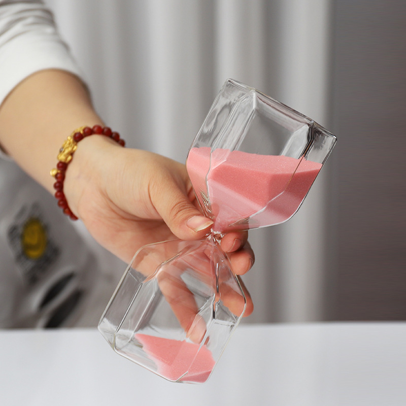 Pješčani sat s pijeskom 15 minuta, staklo visoke borosilikatnosti, puhanje, modern minimalistički stil, ručno izrađeni ukrasni privjesak