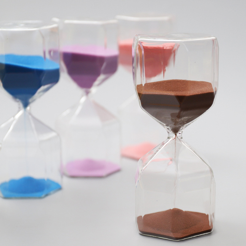 Pješčani sat s pijeskom 15 minuta, staklo visoke borosilikatnosti, puhanje, modern minimalistički stil, ručno izrađeni ukrasni privjesak