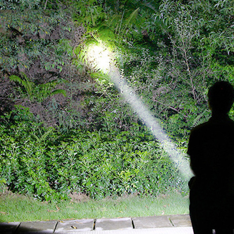 Fanar LED alimentat cu energie solară, cu suport, pentru exterior; 5W, 1500mAh, reîncărcabil, încărcător inclus