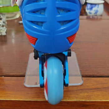 Raft de afișaj pentru role, cu design cu un singur rând de roți și tavă pentru pantofi, pentru adulți