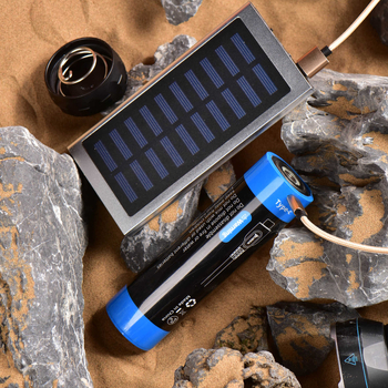 LED svjetiljka, USB punjenje, 1100 lumena, aluminijsko tijelo, domet 100–200 m, 360° rotacija