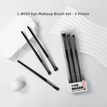 Prenosná súprava štetcov na make-up: štetec na obočie, štetec na make-up, kontúrny štetec a štetec na očné tiene