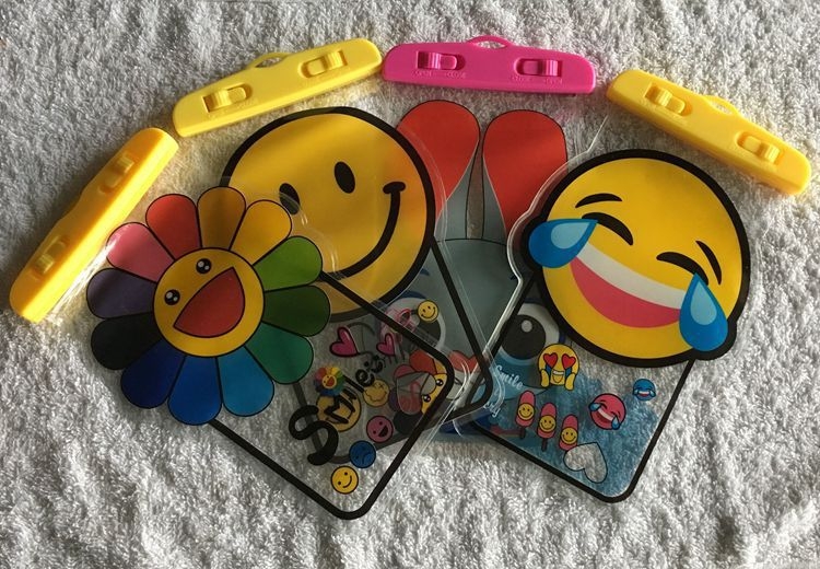 Debela vodootporna torbica za telefon, PVC materijal, univerzalna, pogodna za potapanje, planinarenje, plažu i kampiranje.