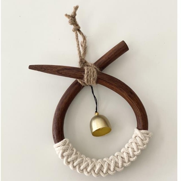Дървен етно стил висулка-звонче за стена, ръчно изработено; подарък за рожден ден или преместване