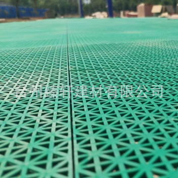 Függő padlójú kosárlabdapálya - PVC, testreszabható mintázat, csúszásmentes felület (játszóterület; PVC; testreszabható mintázat; csúszásmentes felület)