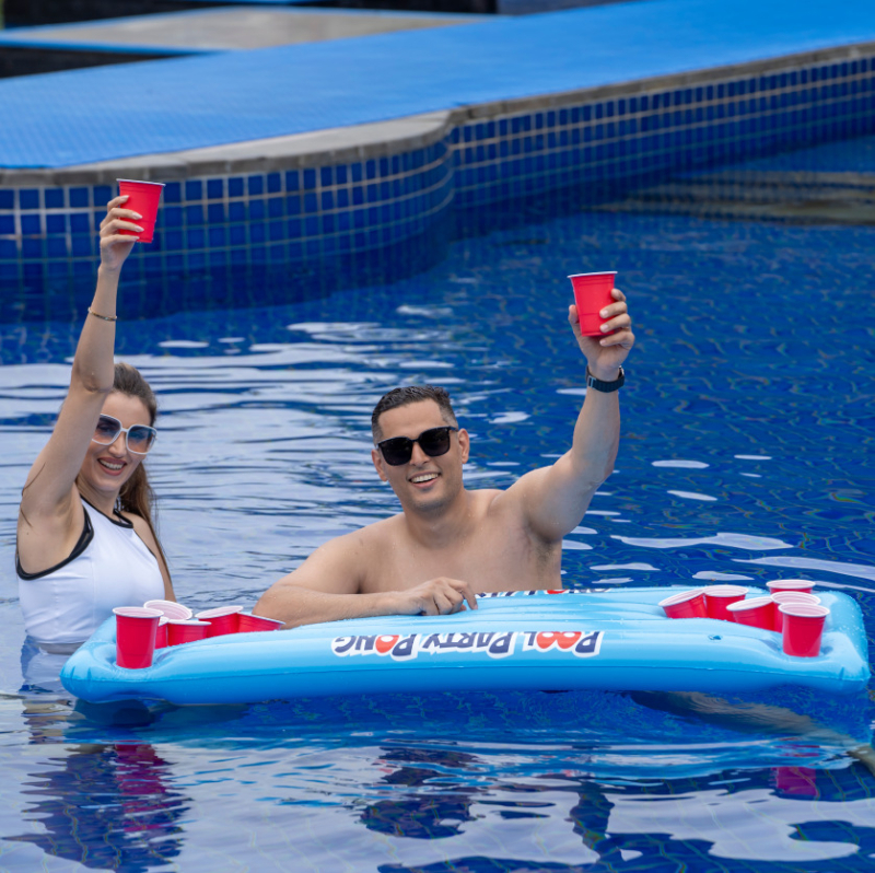 Naduvani stol za beer pong s rupicama za čaše – PVC materijal, marka YHSBUY, licencirana privatna etiketa, kategorija: Ostalo