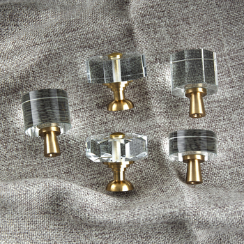 Drška za ormar i ormarić za cipele — mesing, elektroplatiranje; model 004; namjena: garderoba; stil: moderni minimalizam, lagani luksuz; ručka s jednim otvorom